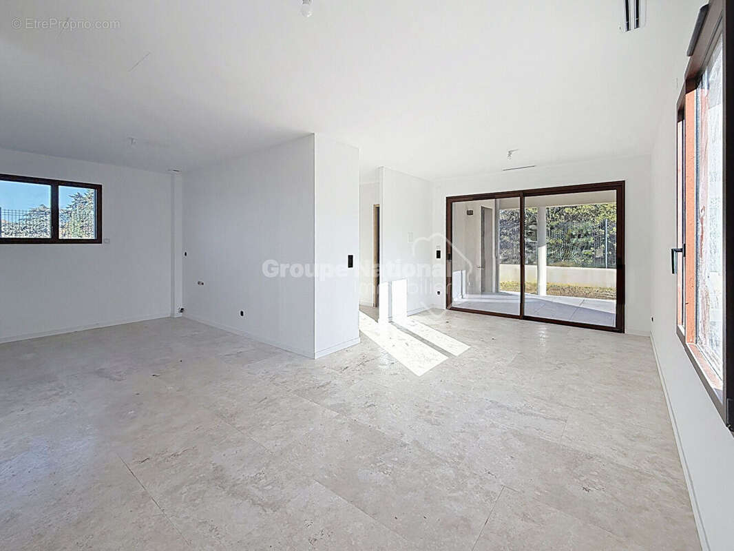 Appartement à TAILLADES