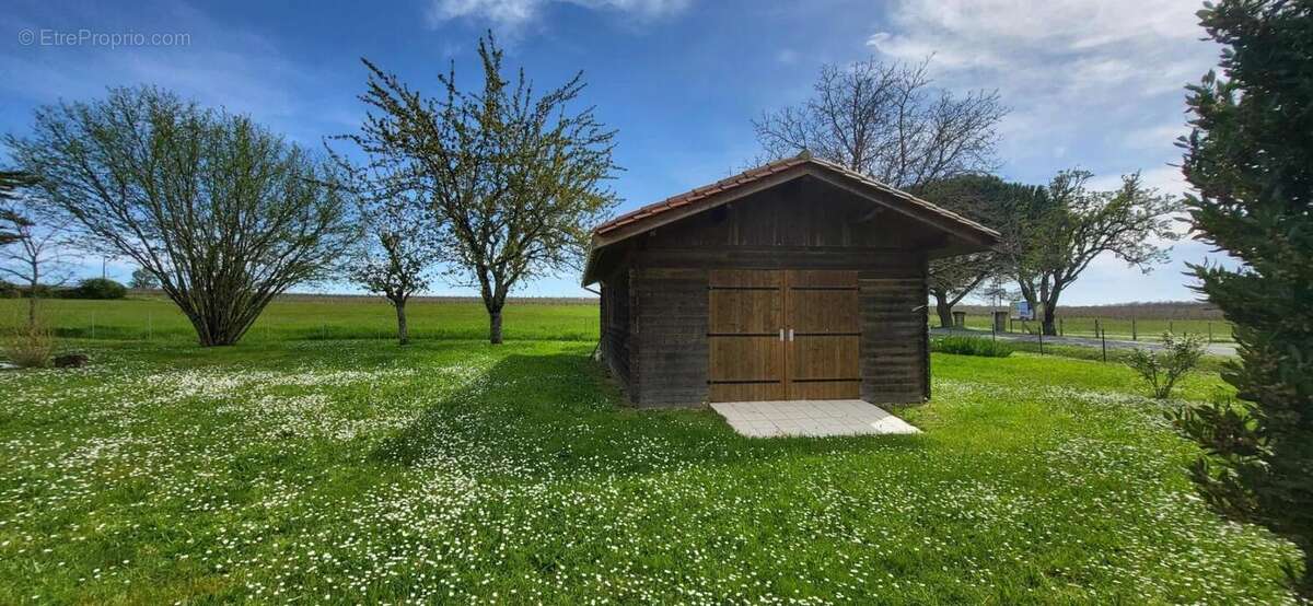 Maison à RAZAC-DE-SAUSSIGNAC