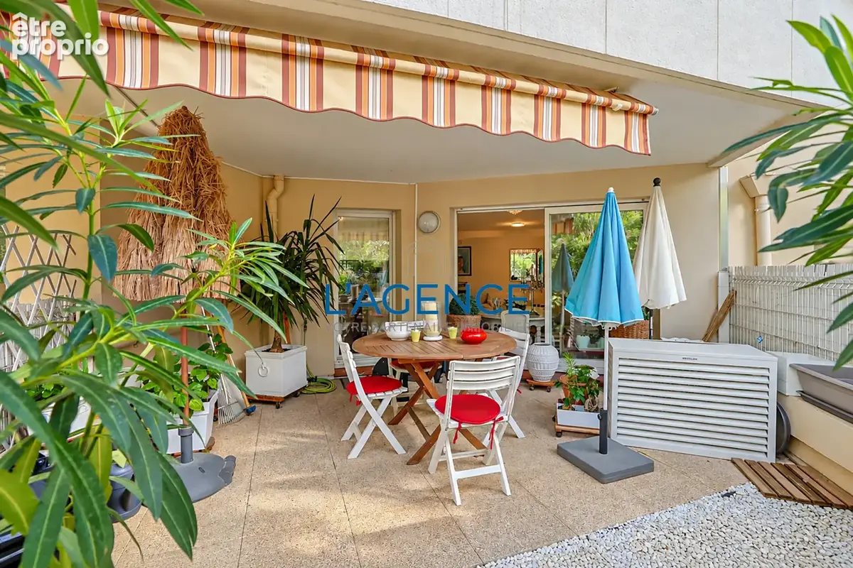 Appartement T3 de 66 m2 avec deux jardins dans une résidence de standing du centre ville avec parking sous-sol - photo 2