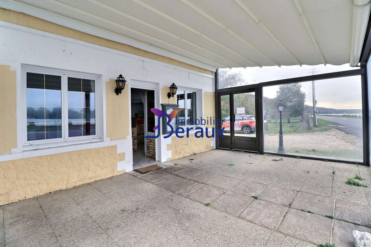 Maison à LE MESNIL-SOUS-JUMIEGES