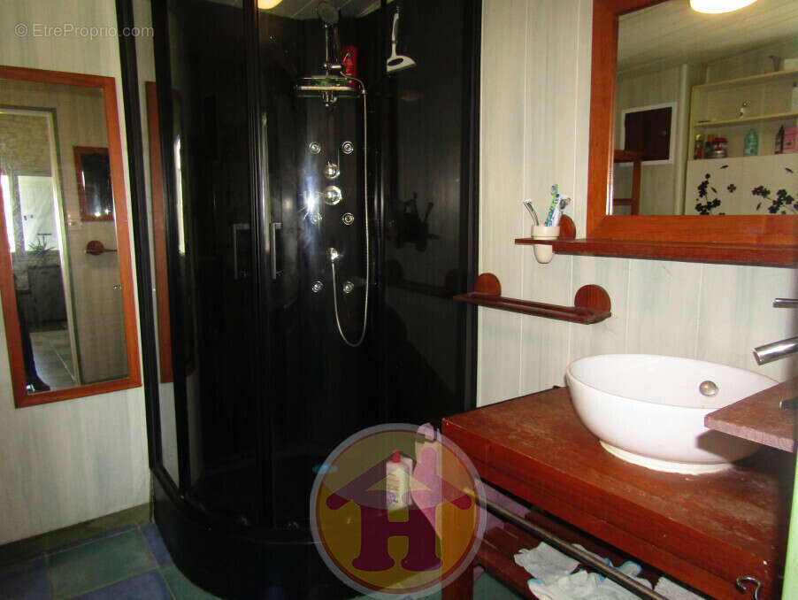 Maison à SAINT-MARTIN-DE-JUSSAC