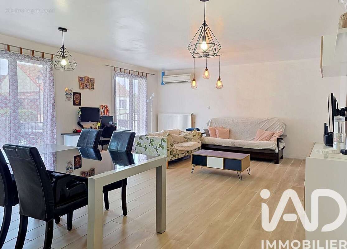 Photo 2 - Maison à ANET
