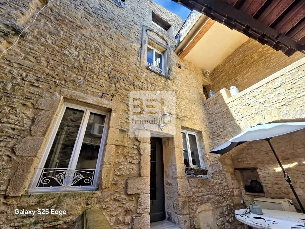 Maison à BAGNOLS-SUR-CEZE