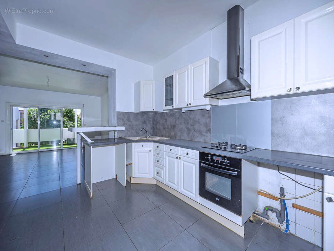 Maison à SAINT-DENIS