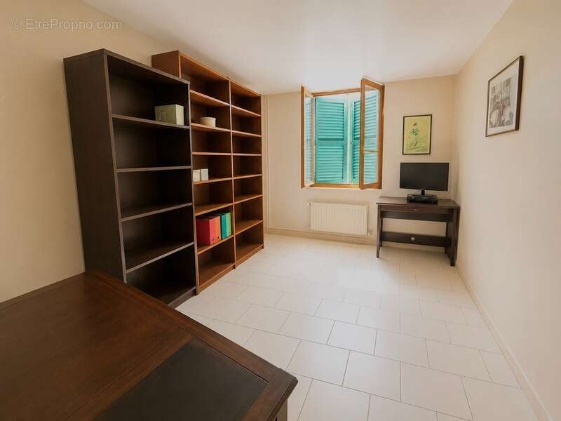 Appartement à MANTES-LA-JOLIE