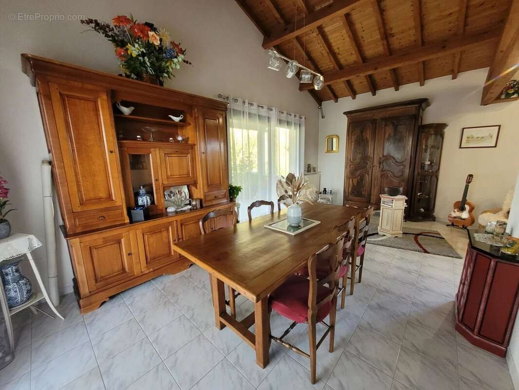 Maison à SAINT-SULPICE