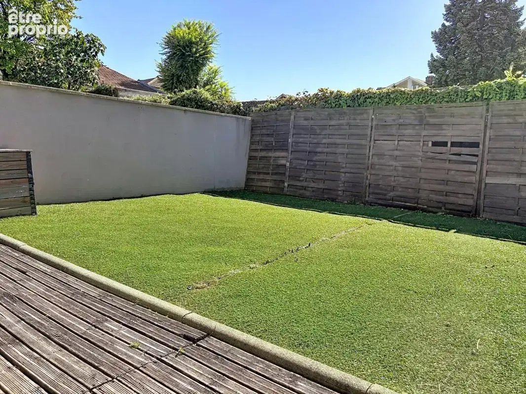 Maison  contemporaine avec terrasse et jardin aux portes de Lyon - photo 6