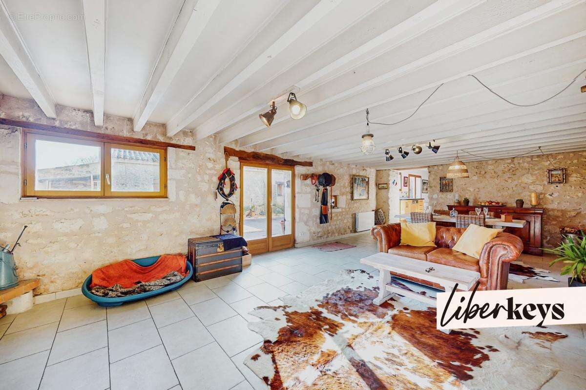 Maison à SABLONCEAUX