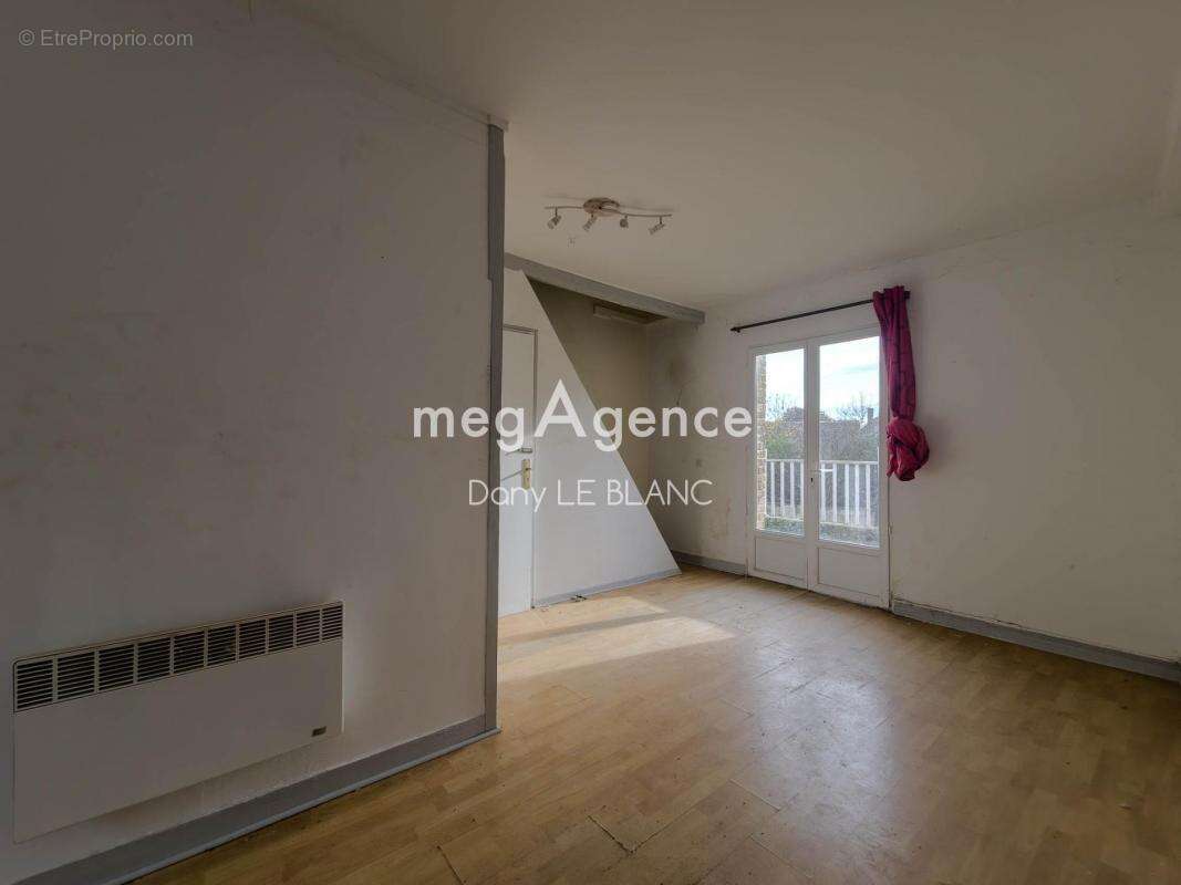 Appartement à ILLIERS-COMBRAY