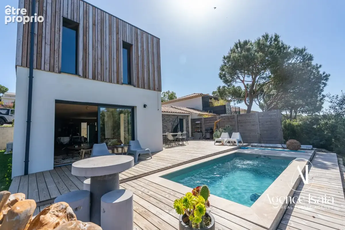 Maison 3 pièces 103 m² à vendre à Le Lavandou (83980) - photo 2