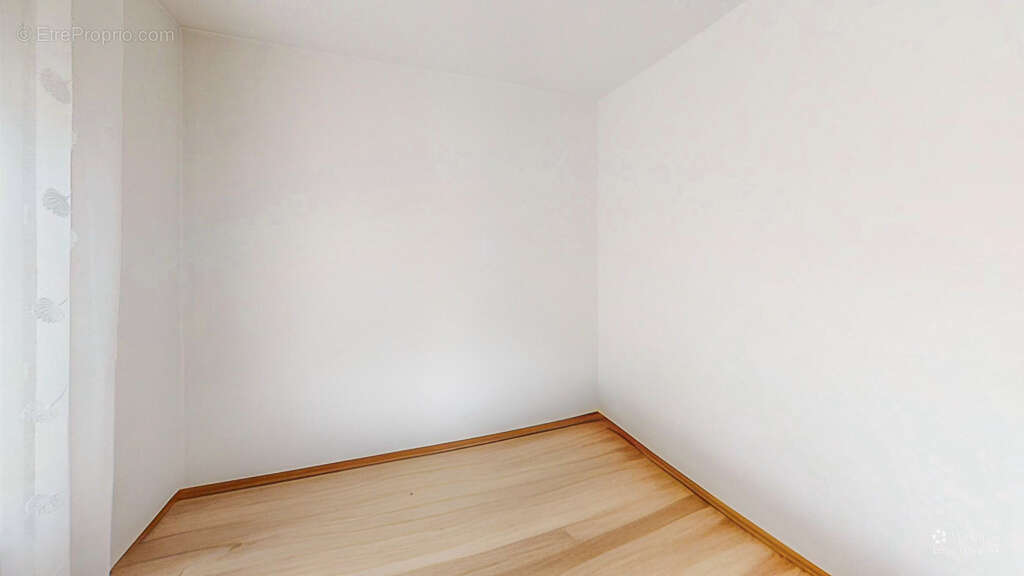 Appartement à PONTAULT-COMBAULT