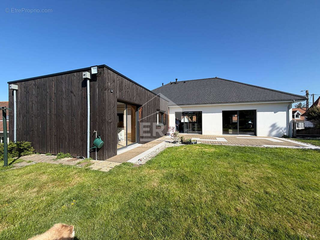 Maison à CAMIERS