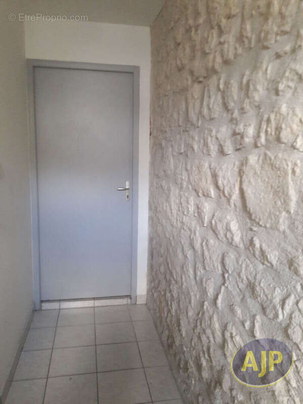 Appartement à SAINTES