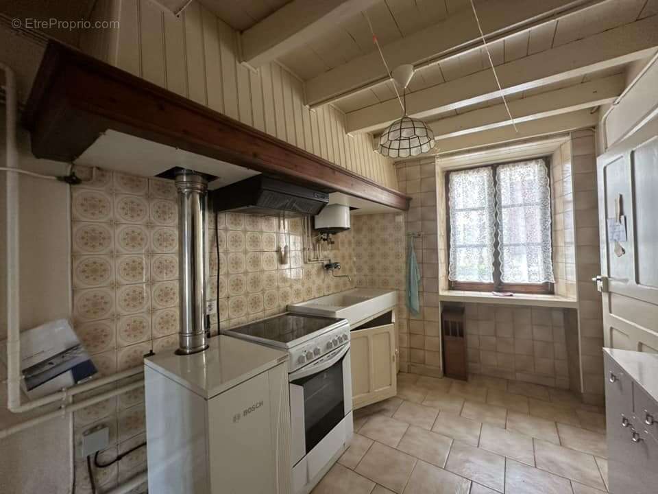 Maison 110 m² à Laprade  - photo 3
