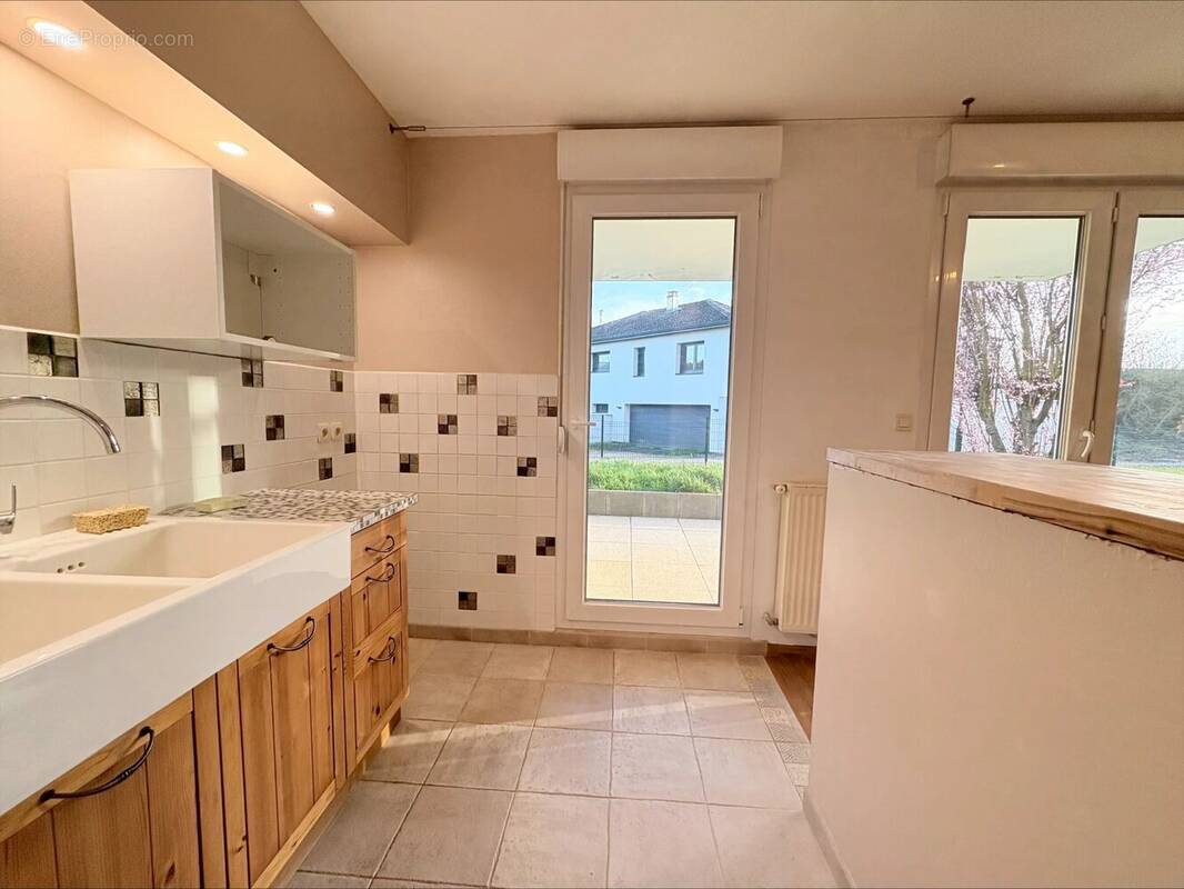Appartement à OGY