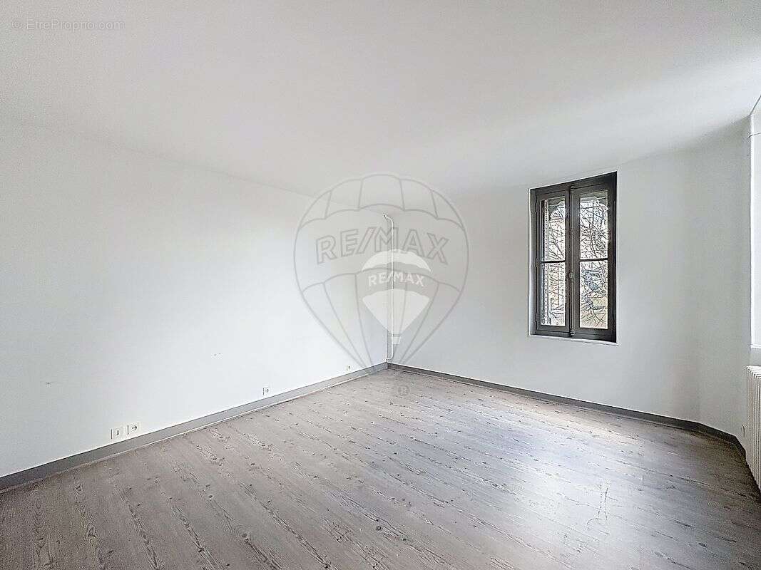 Autre à SENS