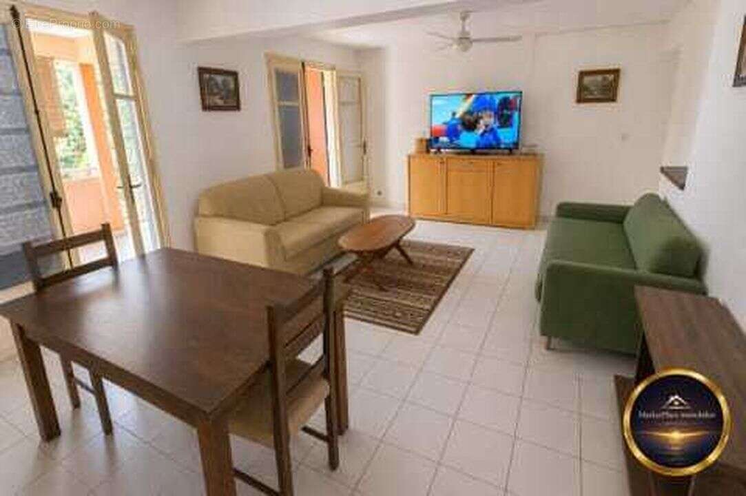 Appartement 77 m² à Saint-Louis  - photo 7