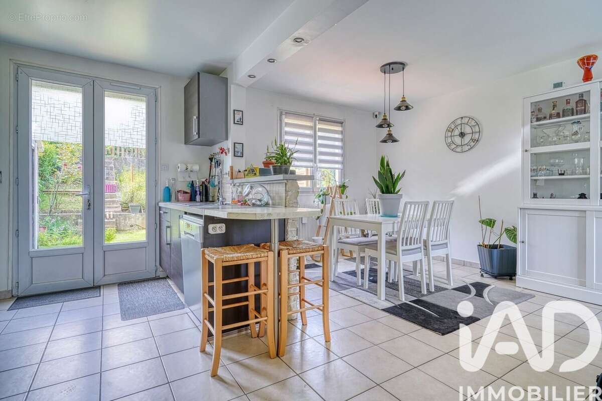 Maison 71 m² à Epinay-Sur-Orge  - photo 6