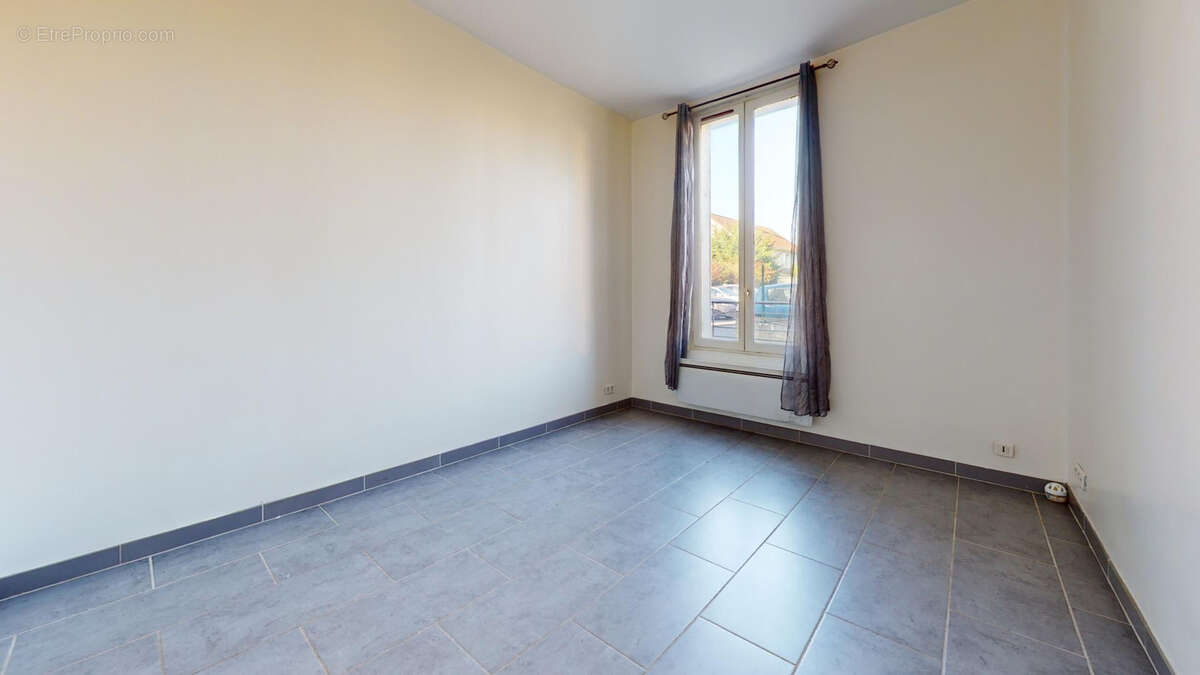 Appartement F2 avec Cave, proche Canal de l'Ourcq, Les Pavillons-Sous-Bois - photo 5