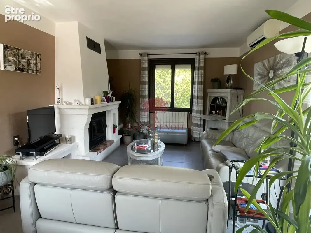 Le pouget - a vendre villa de type t4 avec une piscine - photo 5