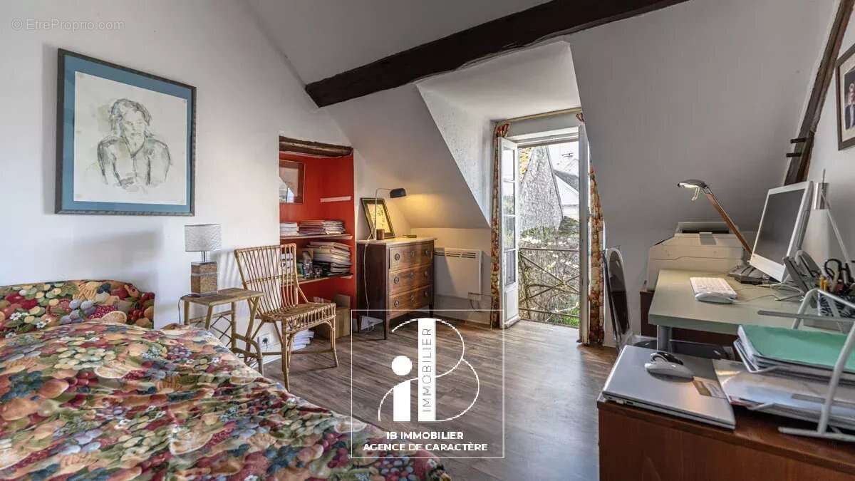 Maison à GREZ-SUR-LOING