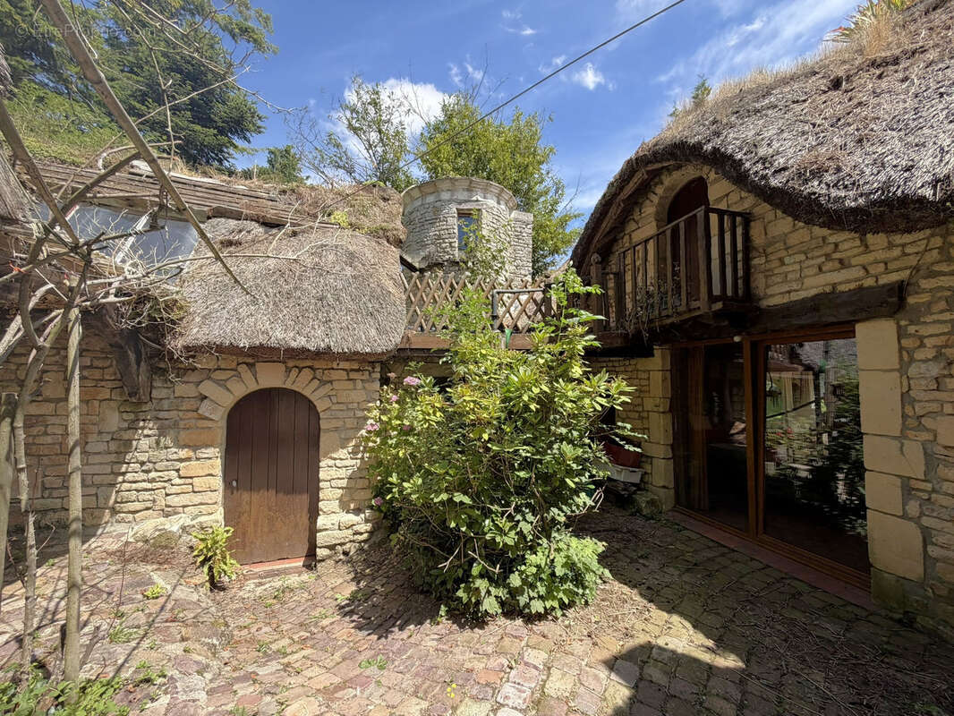 Belle maison atypique entre Caen et Bayeux - photo 3