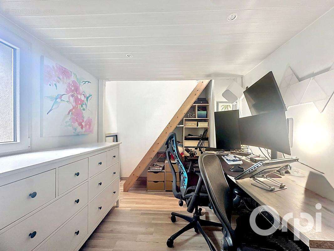 Appartement à GATTIERES