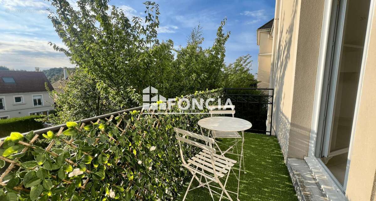 Appartement à MAGNY-LE-HONGRE