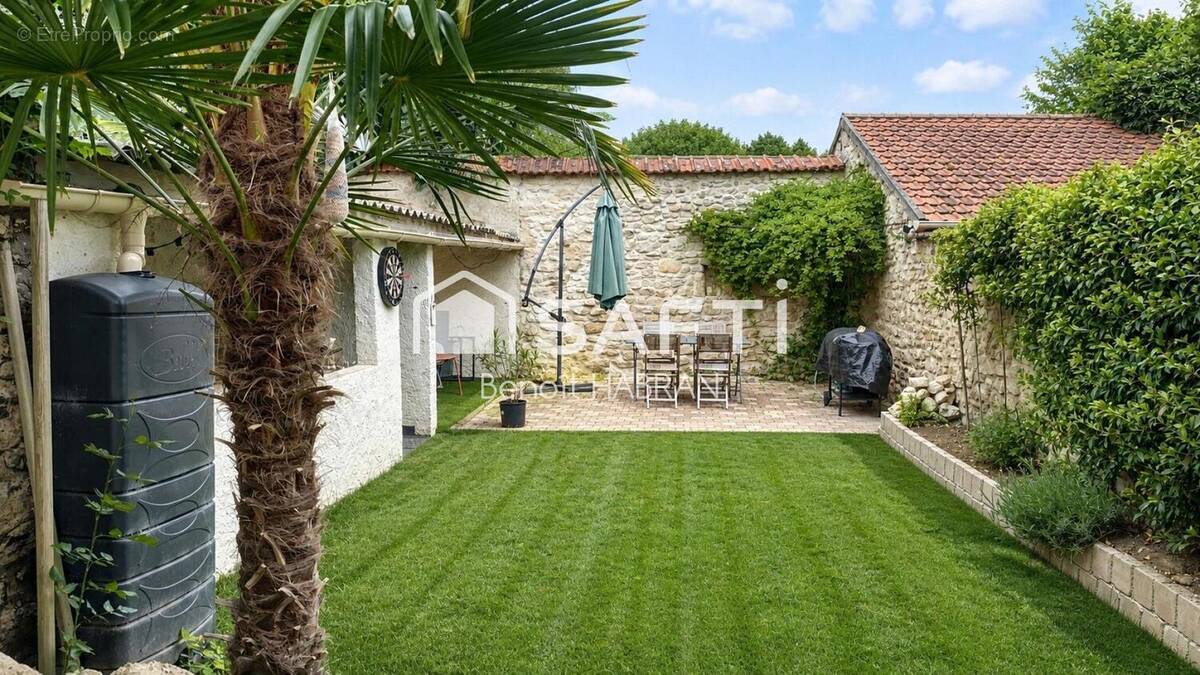 Photo 1 - Maison à MAULE