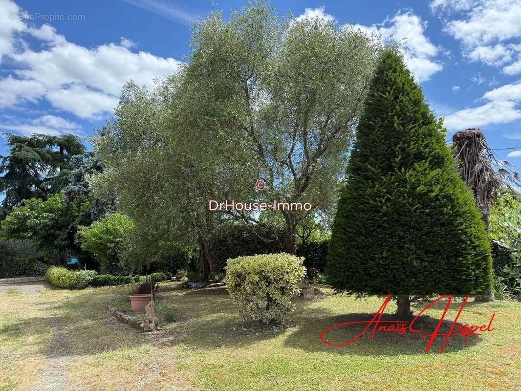 Maison 139 m² à Sauveterre-De-Guyenne  - photo 4
