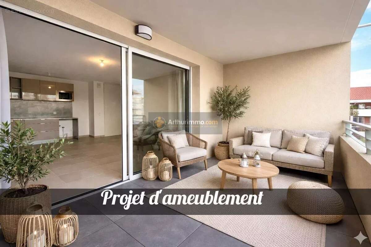 Appartement à FREJUS