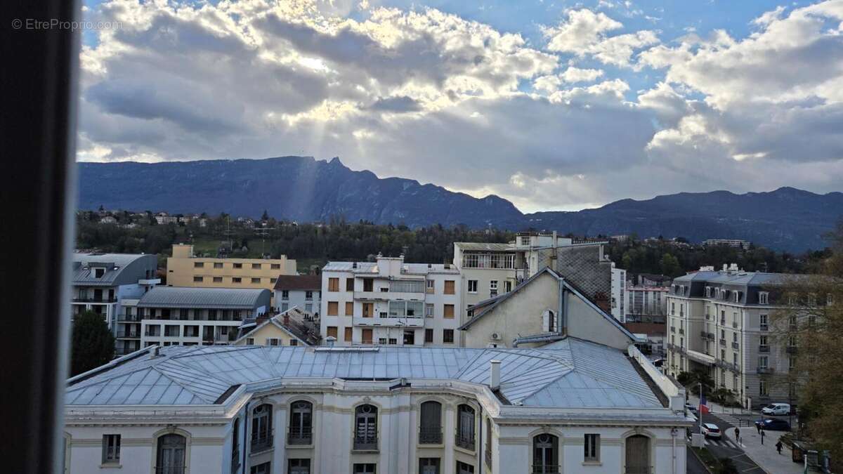 Appartement à AIX-LES-BAINS