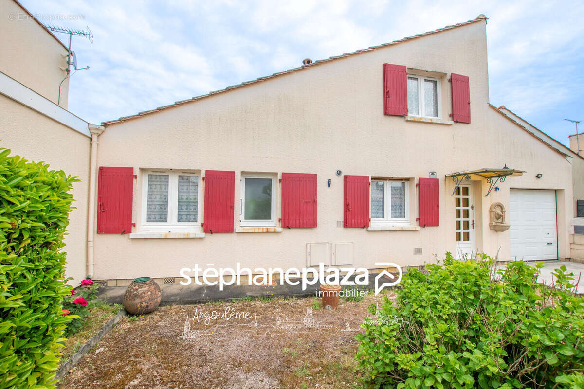 Maison à L'ISLE-D'ESPAGNAC