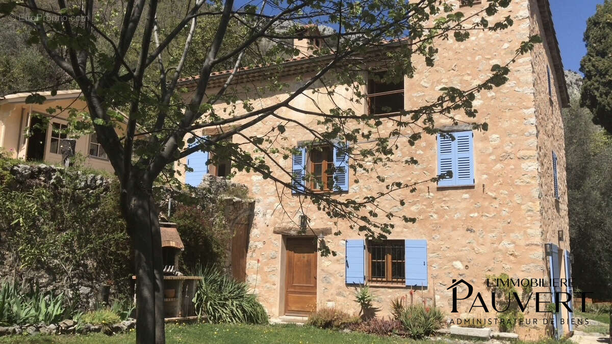 Maison à GOURDON