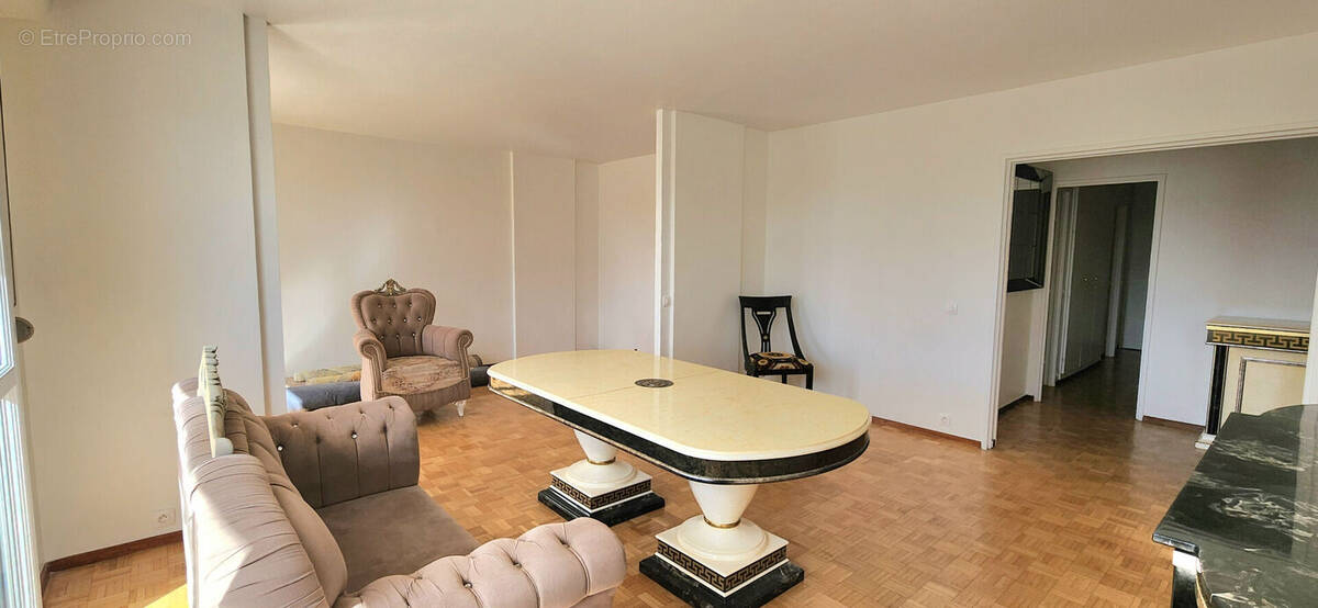 Appartement à SAINT-GRATIEN