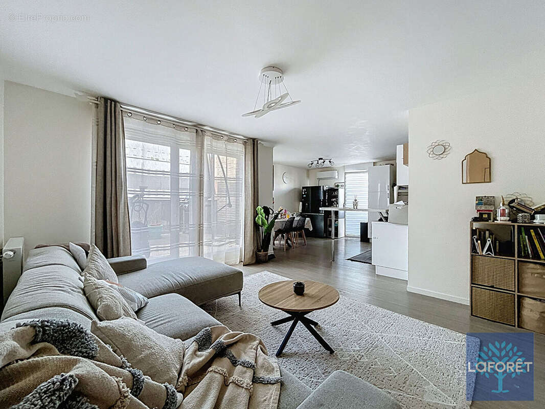 Appartement à VIGNEUX-SUR-SEINE