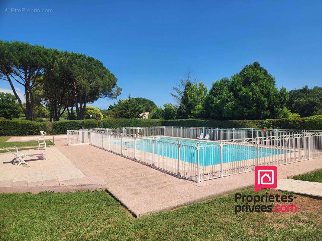 Maison à BAGNOLS-EN-FORET