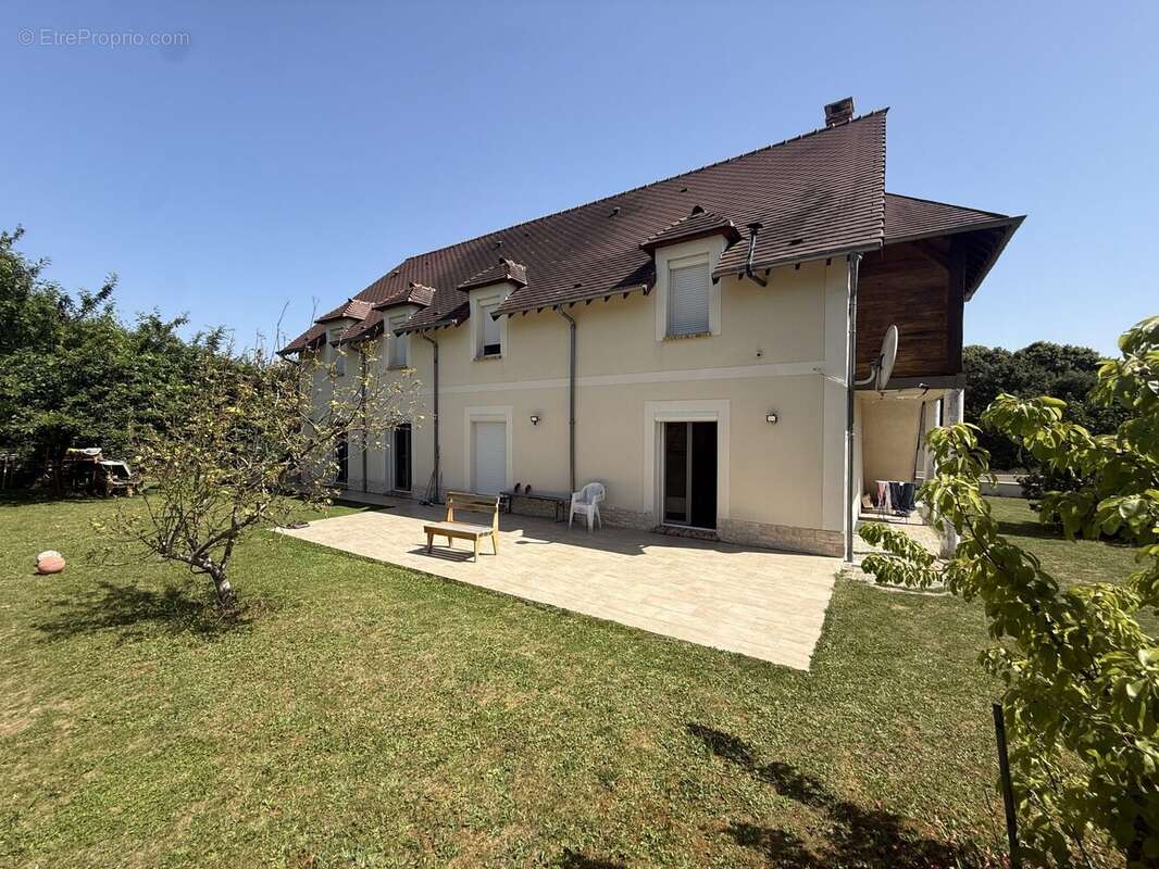 Maison à LA CHAPELLE-REANVILLE