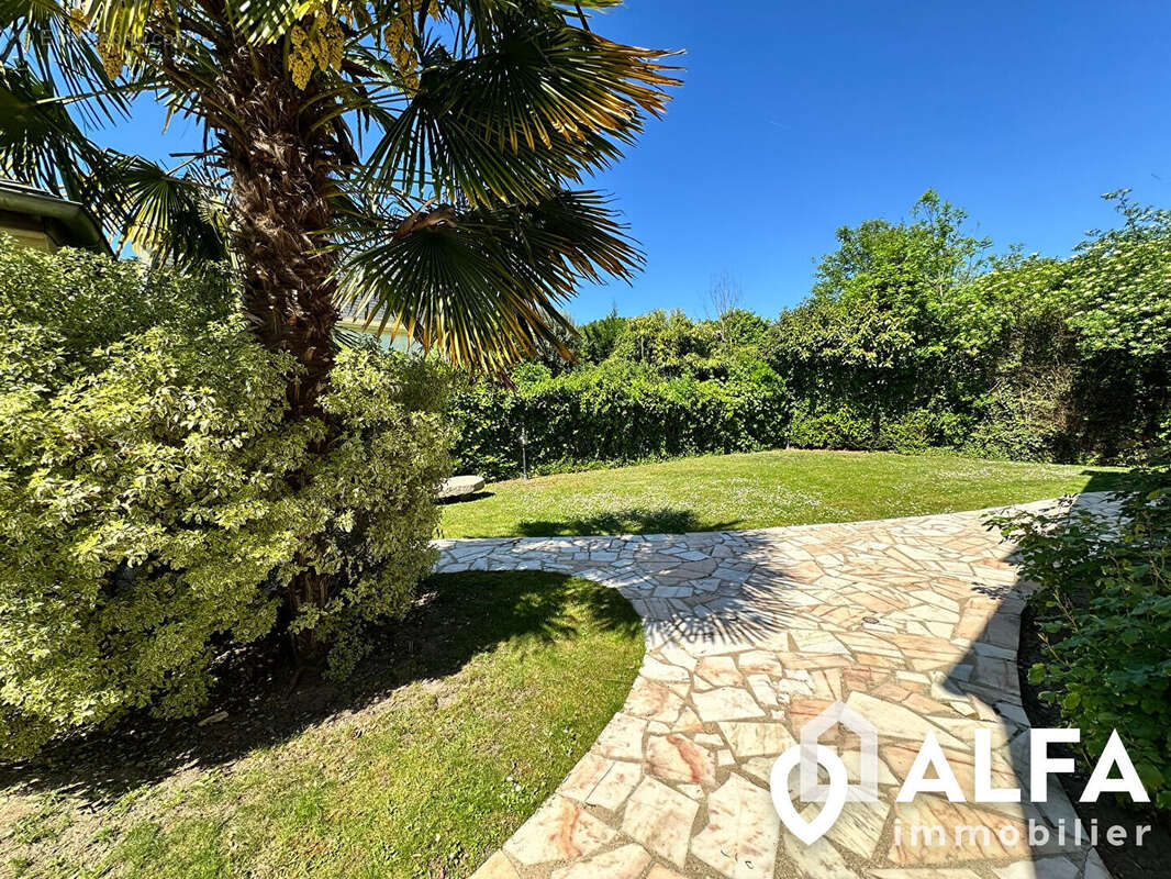 Maison à SAINT-GRATIEN