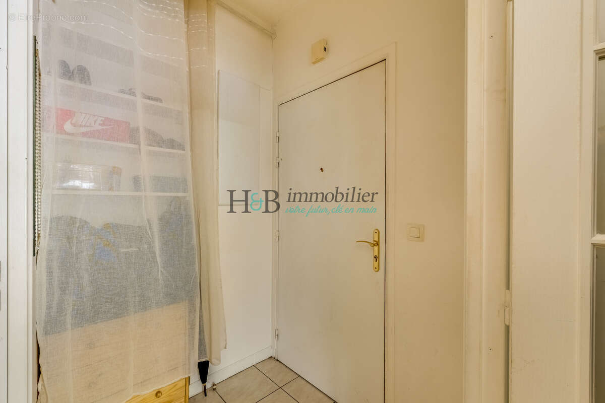 Appartement à PARIS-20E