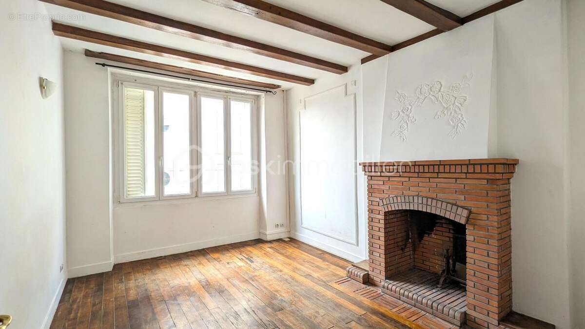 Maison à BRIE-COMTE-ROBERT