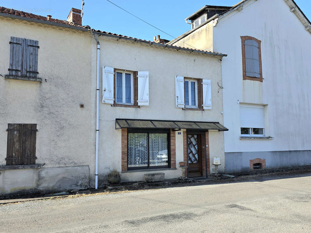 Maison à TANUS