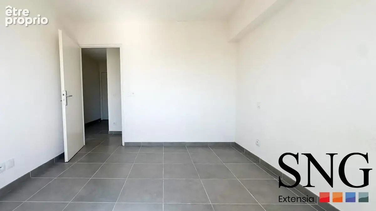 Appartement 57 m² à Nimes  - photo 8