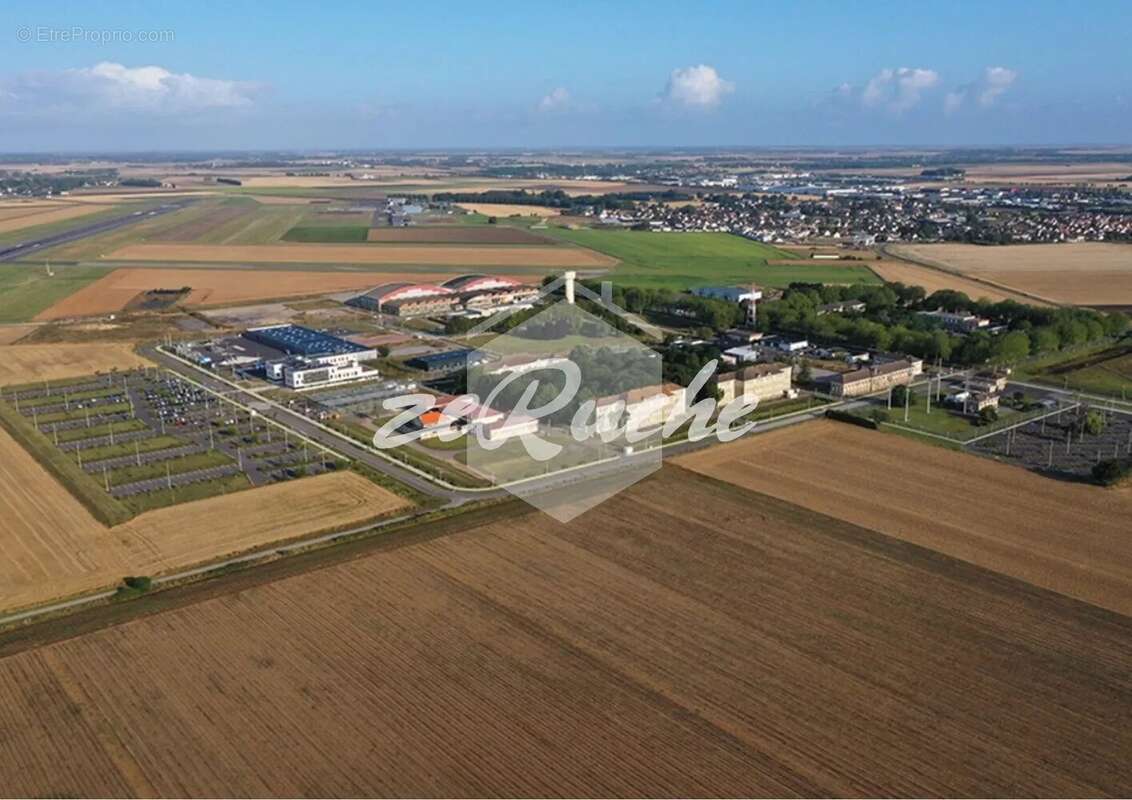 Commerce à BRETTEVILLE-SUR-ODON