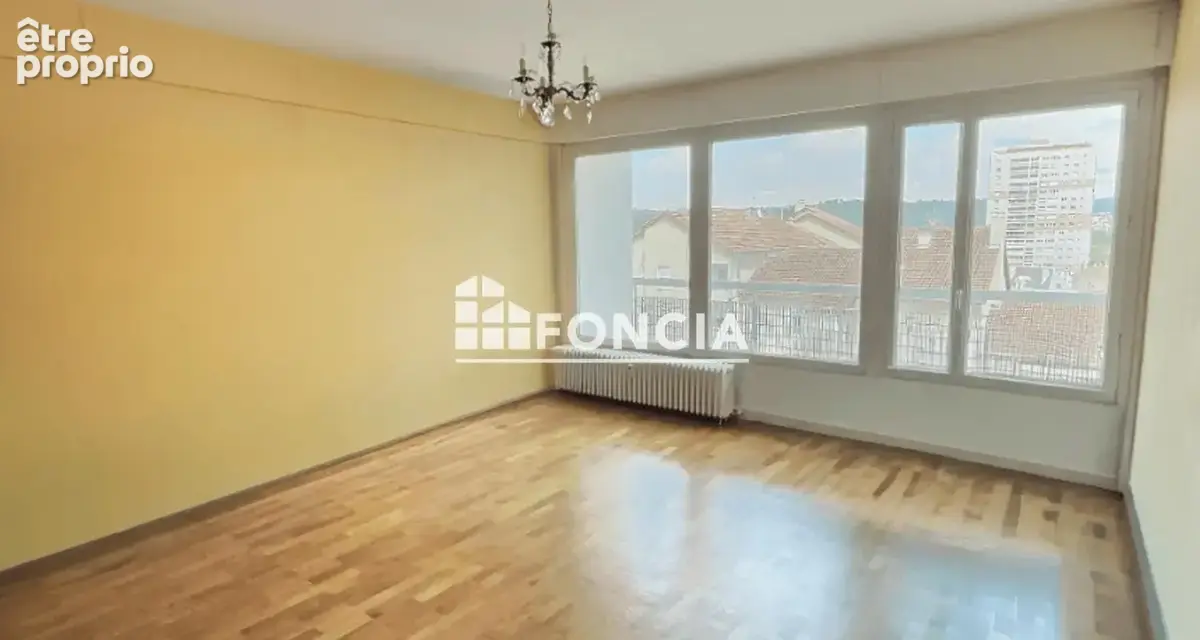 T3 lumineux avec ascenseur et vue dégagée – Centre Firminy - photo 5
