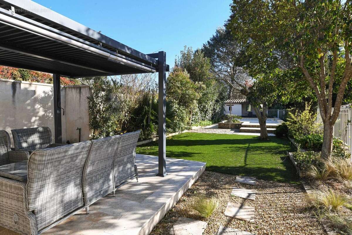 Maison à UZES