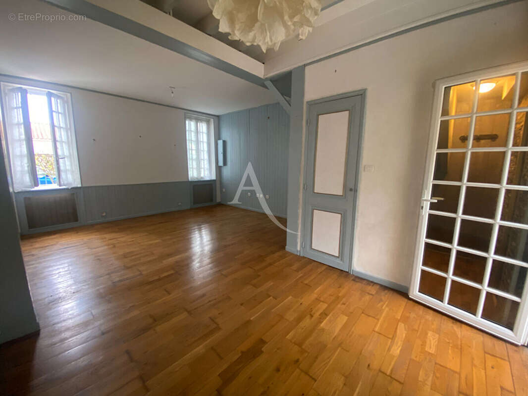 Maison à ROCHEFORT