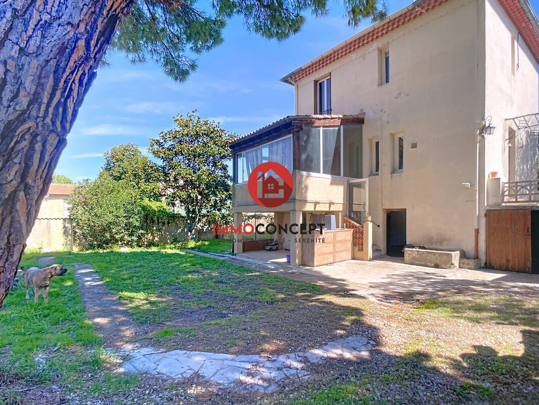 Maison à SAUVETERRE