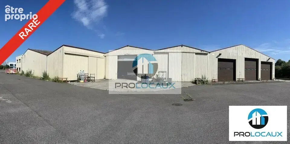 Photo Autres à Lagny-Le-Sec au prix de 2 000 000€