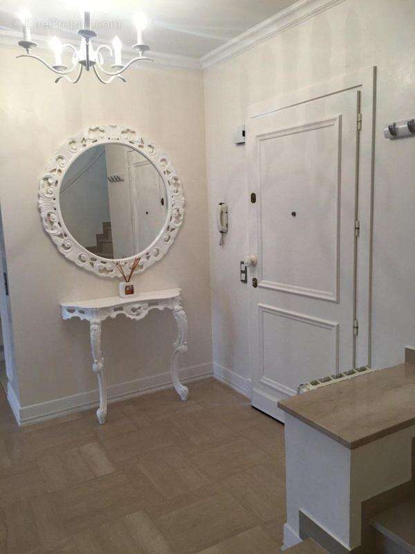 Maison à VILLENEUVE-LOUBET